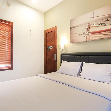 Kuta Legian Inn Esterno foto