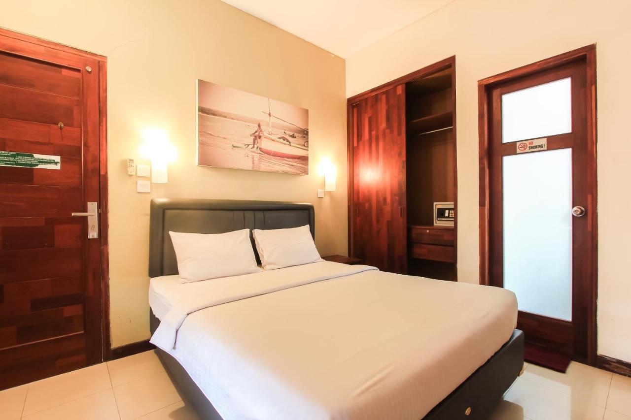 Kuta Legian Inn Esterno foto