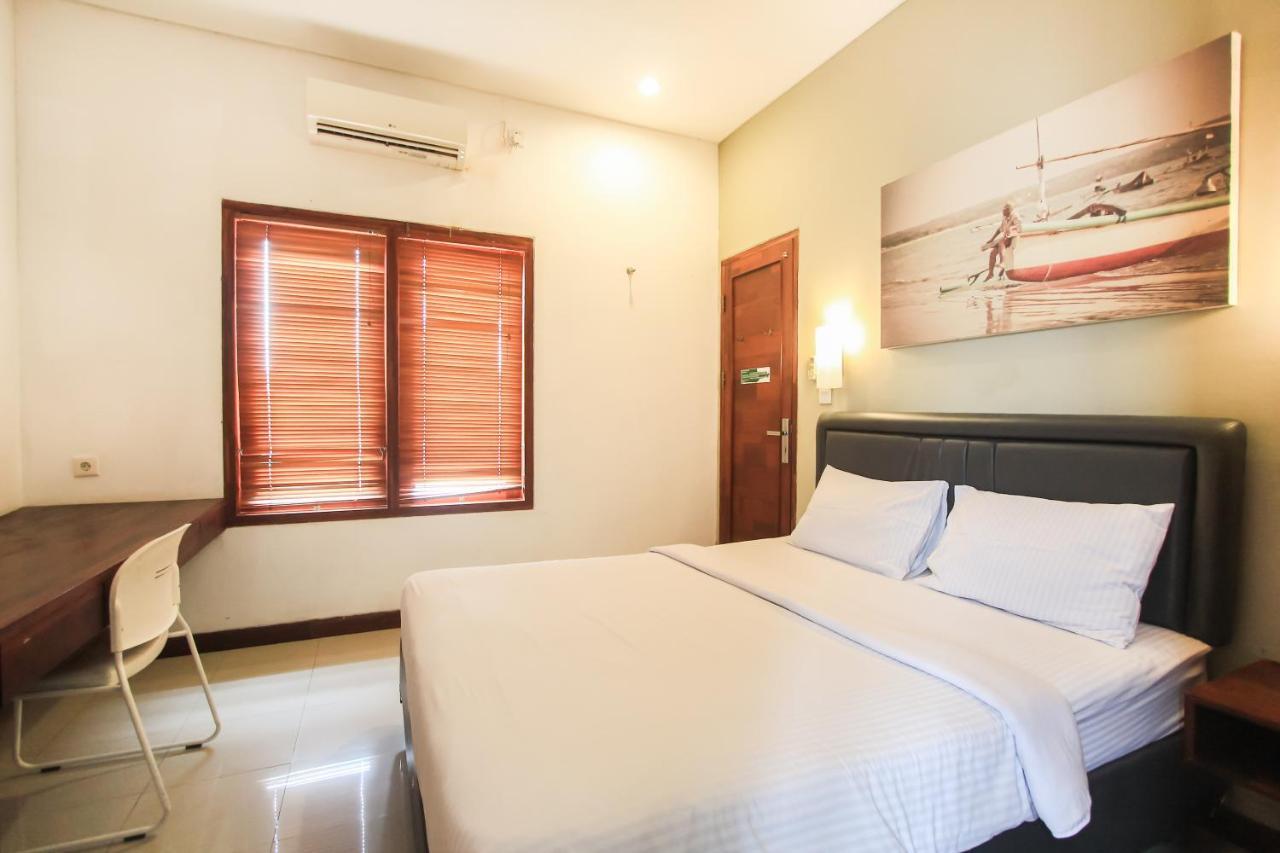 Kuta Legian Inn Esterno foto