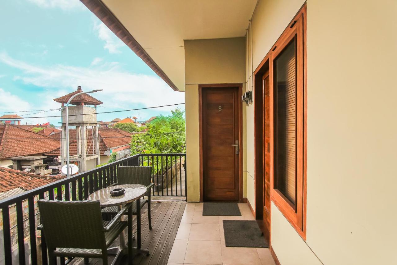 Kuta Legian Inn Esterno foto