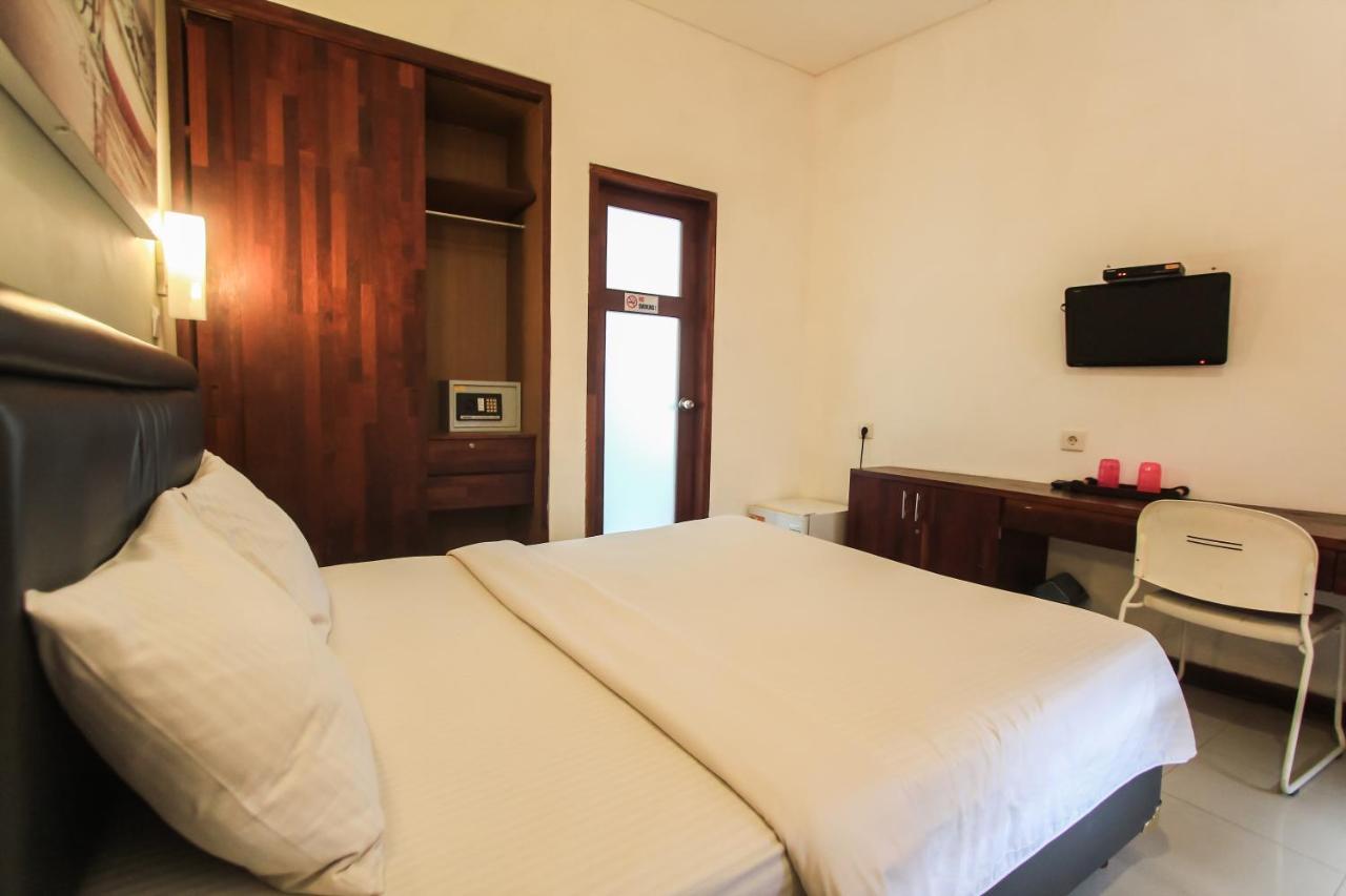 Kuta Legian Inn Esterno foto