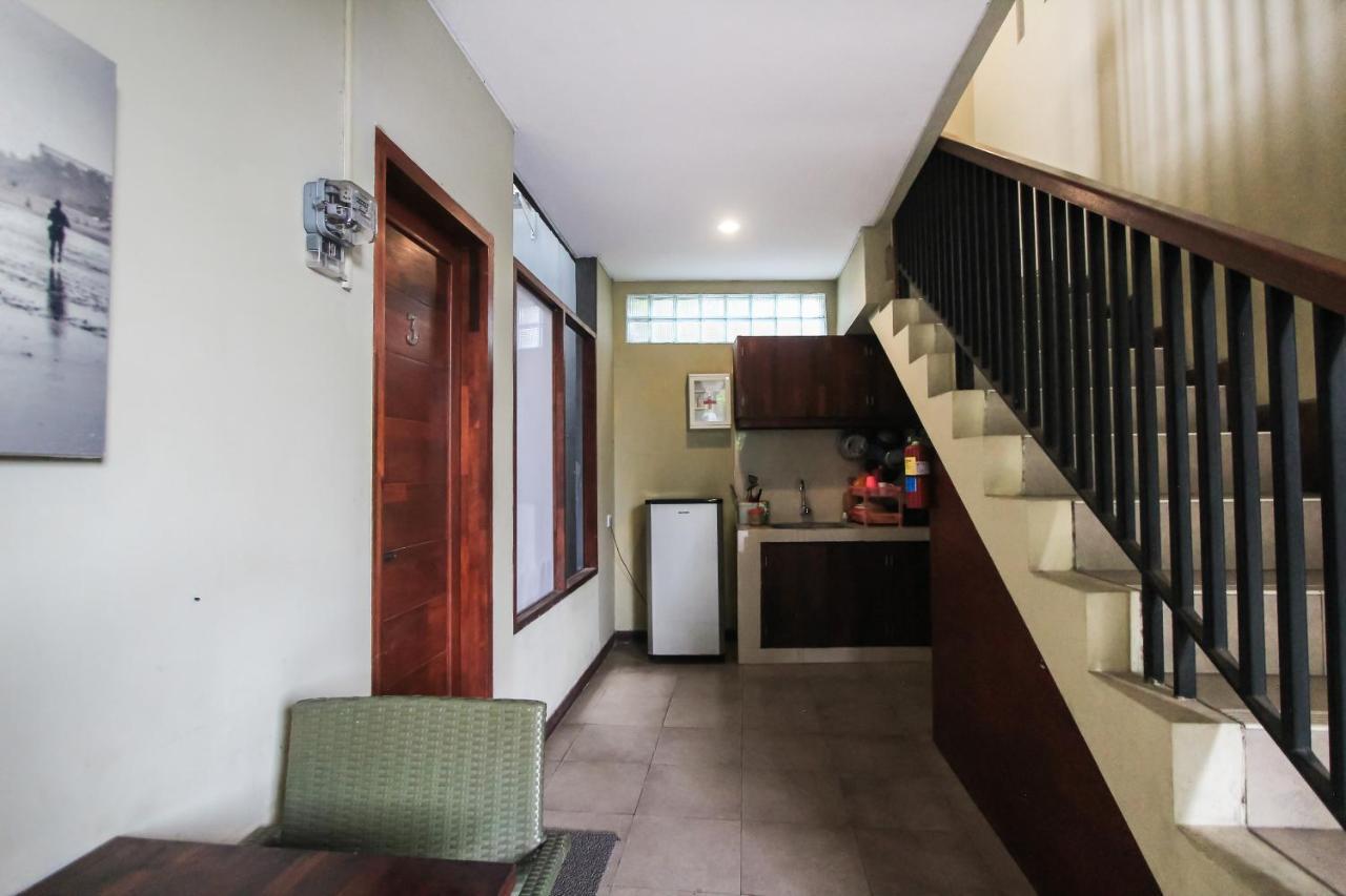 Kuta Legian Inn Esterno foto